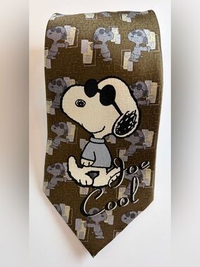 Peanuts 50th Celebration “Joe Cool” Men’s Necktie - Olive | 100% Silk